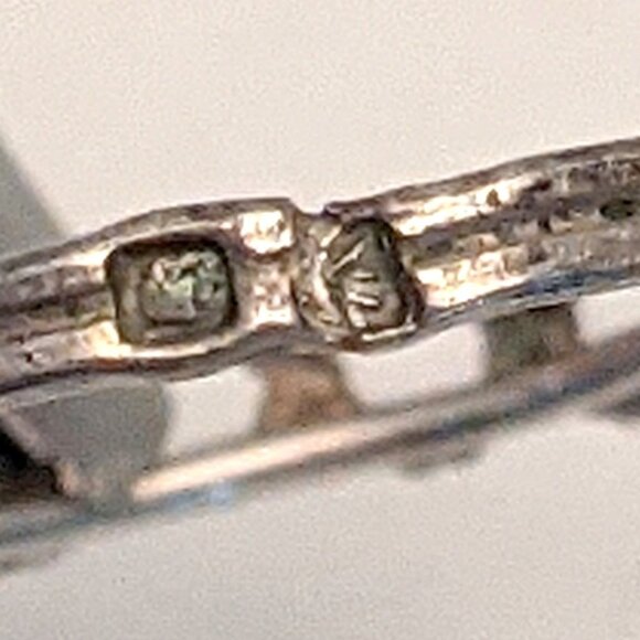 Vintage Silver Link Band Ring Delicate Minimal Understated Pinky Ring - Picture 10 of 13